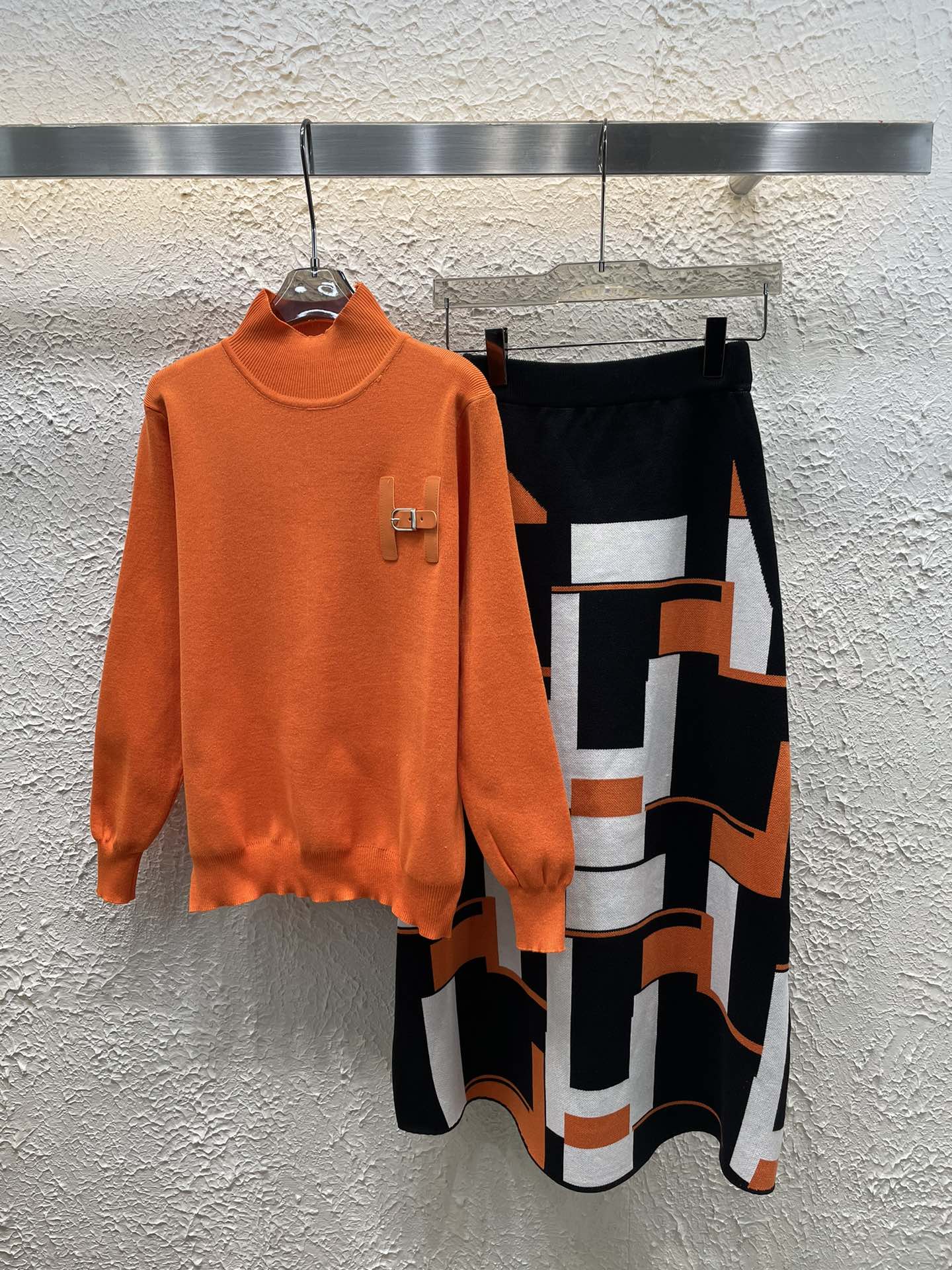 HMS Fashion Women's Knitted Sweater Set 0725022112