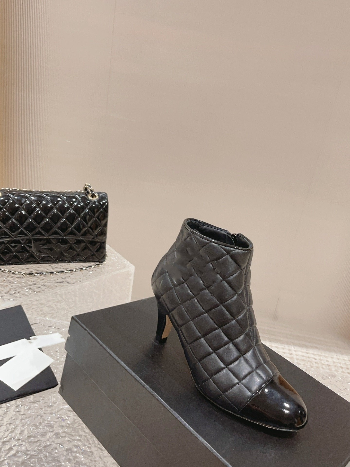 Fashion And Versatile High Heel Short Boots 1023120405