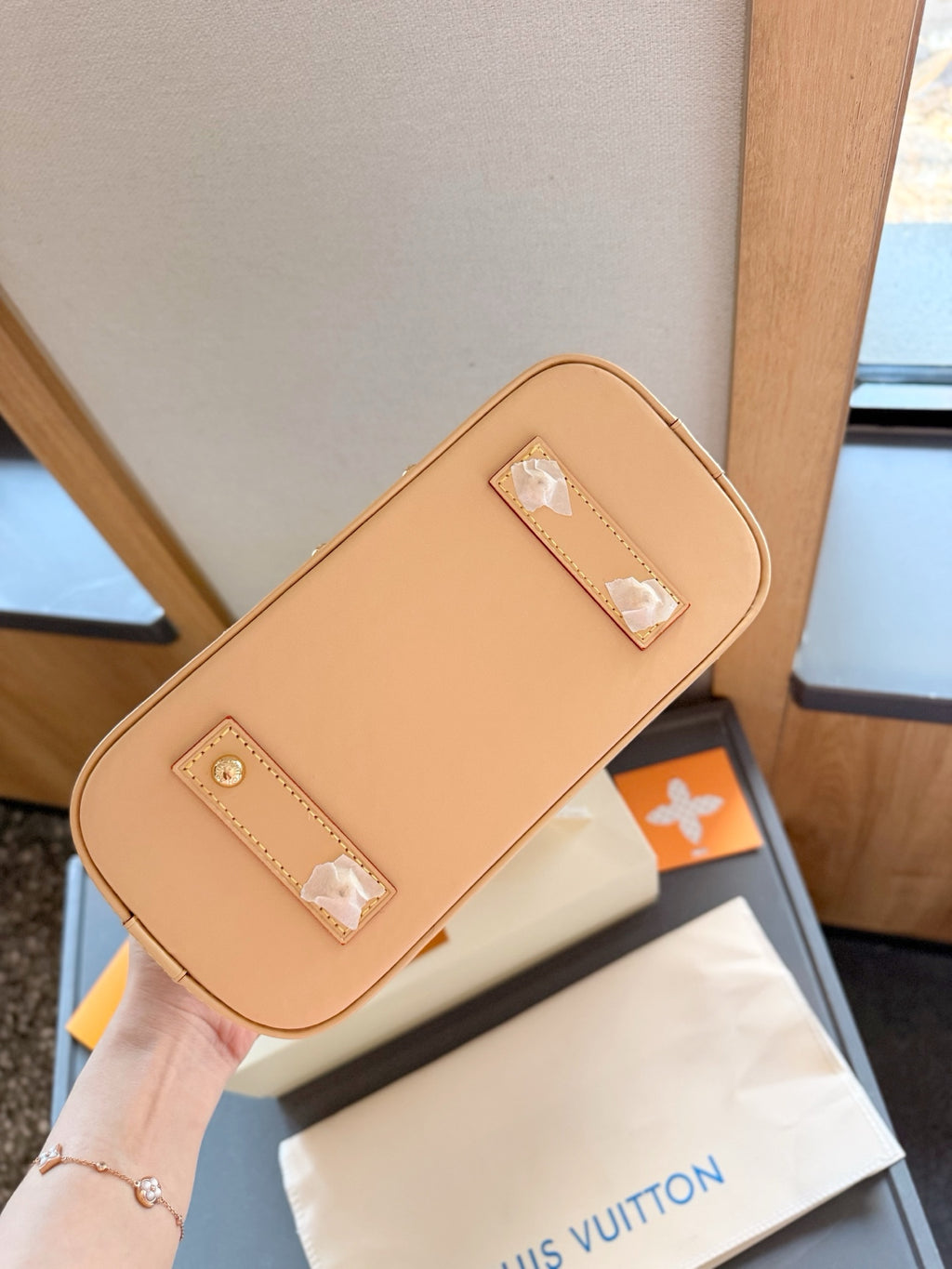 Lvv fashion 3 color shell bag 0725031910