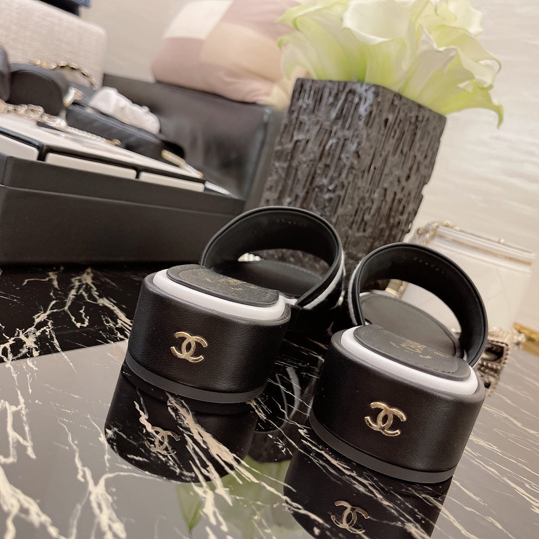 Ladies Alphabet Slippers XC0723051804