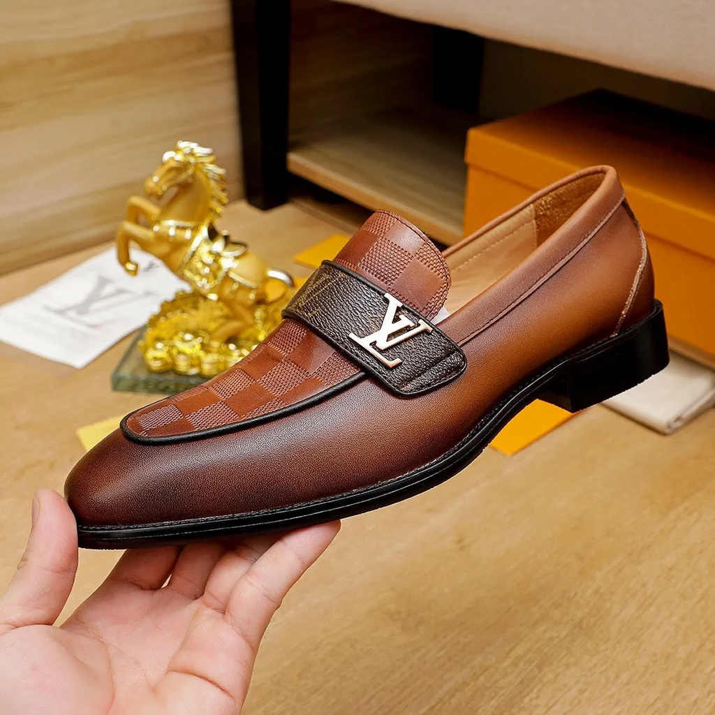 V logo men's formal business shoes