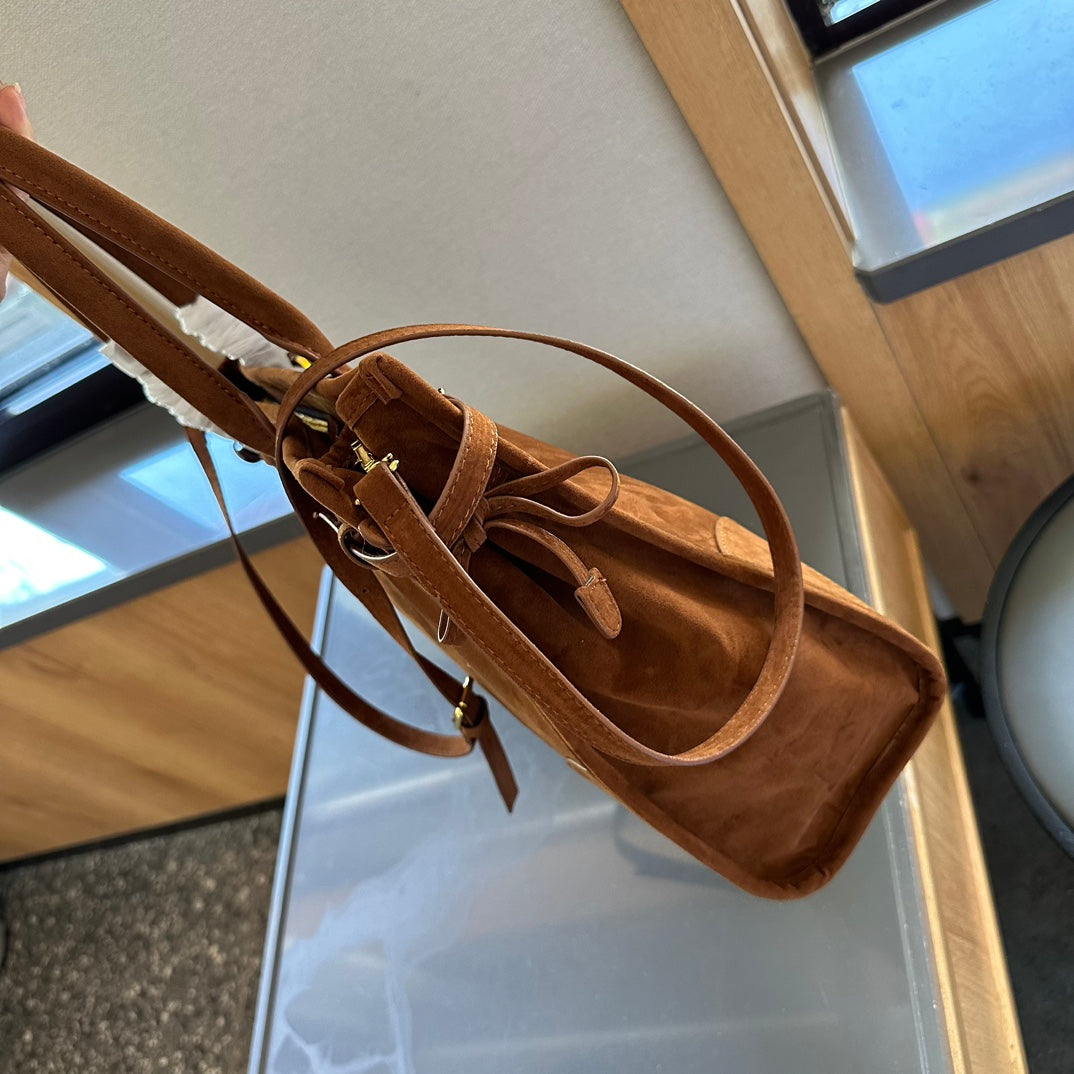 Prd waxed leather large capacity tote 0724082903