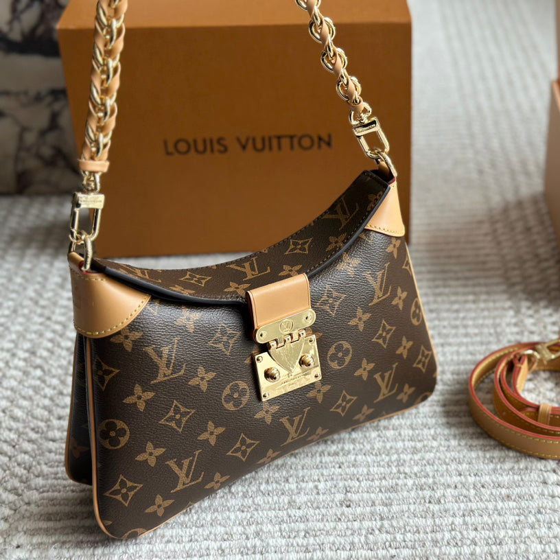 Double layer lock chain armpit bag 1824040708