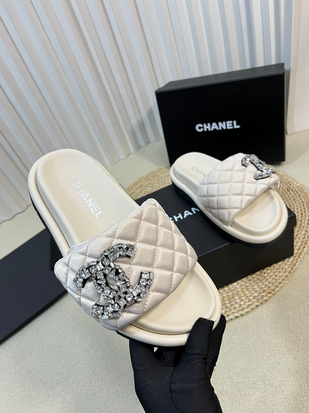 CNL thick-soled Velcro women's slippers 0724042703