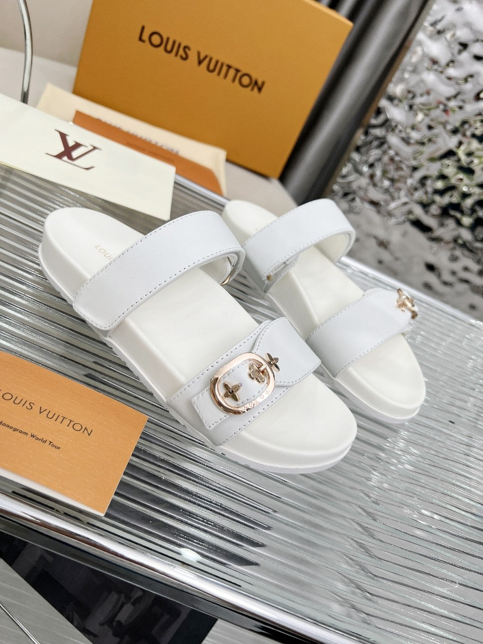 Lvv25ss new slippers 07250721003