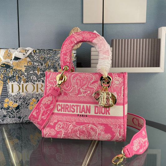 Dio high quality embroidered tiger tote bag 0724033103