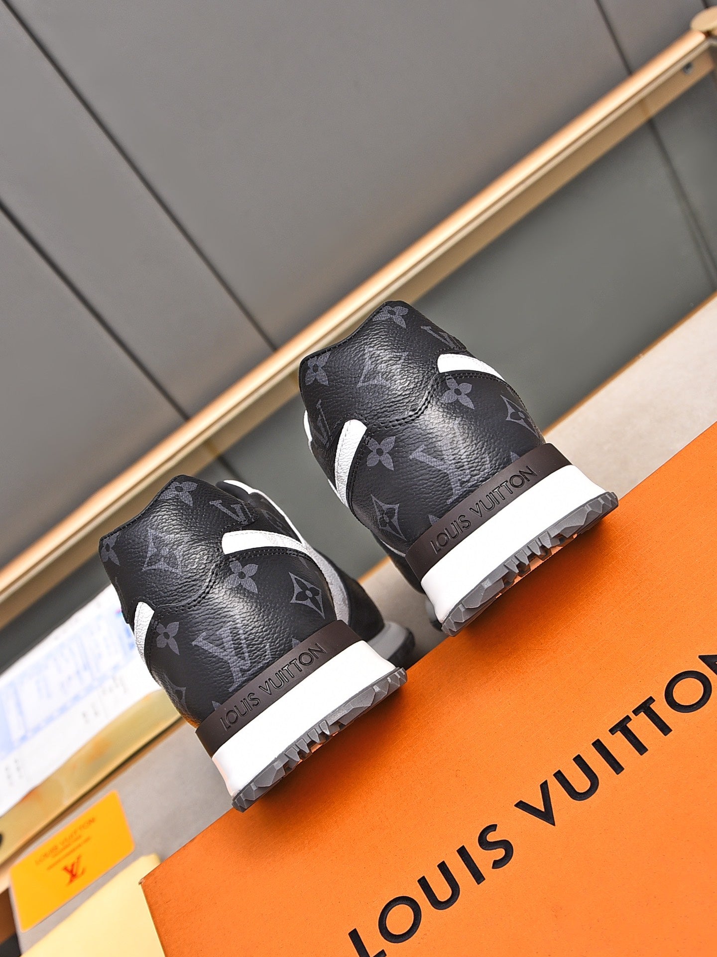 Lvv fashion printed rubber sole sports shoes 0725060604