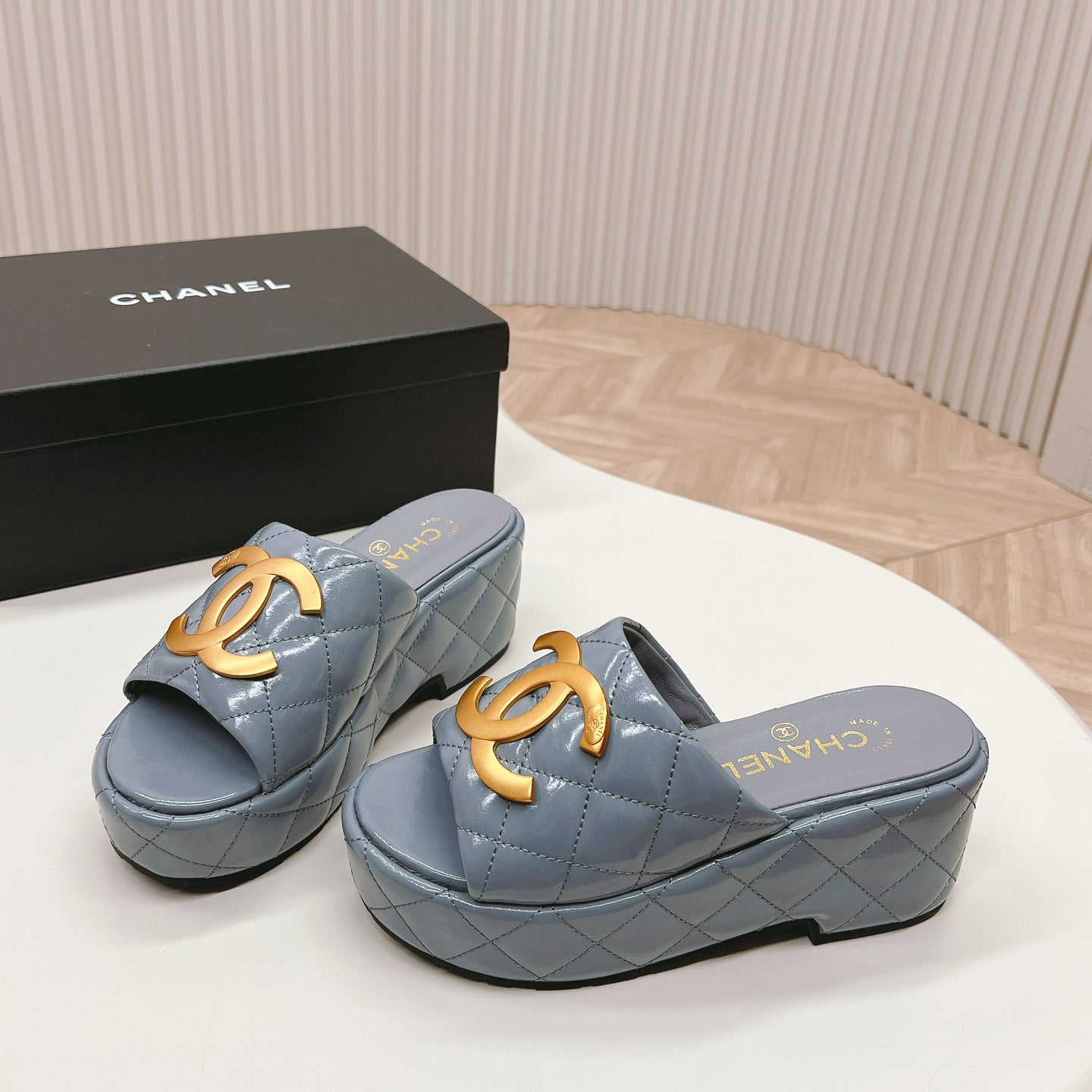 Chane1 top fashion thick-soled rhombus slippers 0724030812