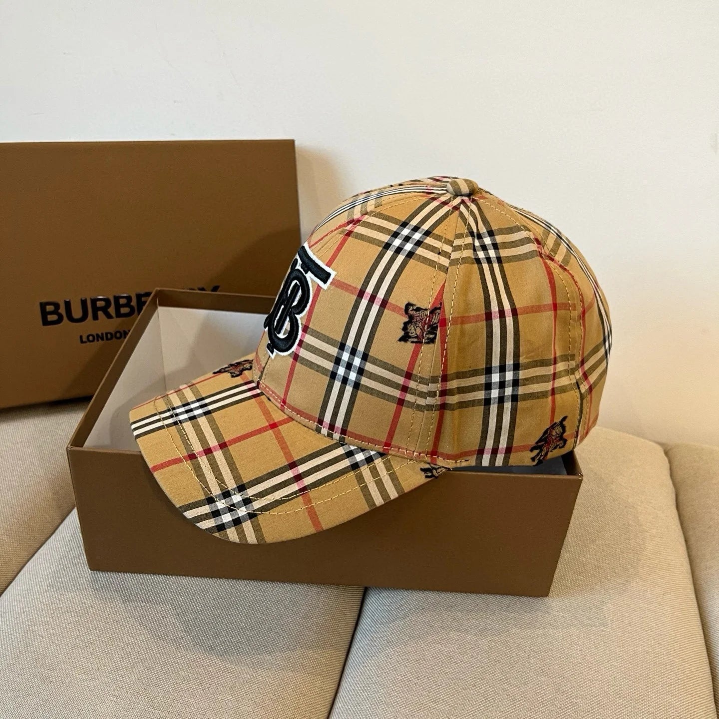 New Fashion Plaid War Horse Baseball Cap 1025051308