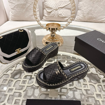 CNL's new thick-soled slippers 0725082204