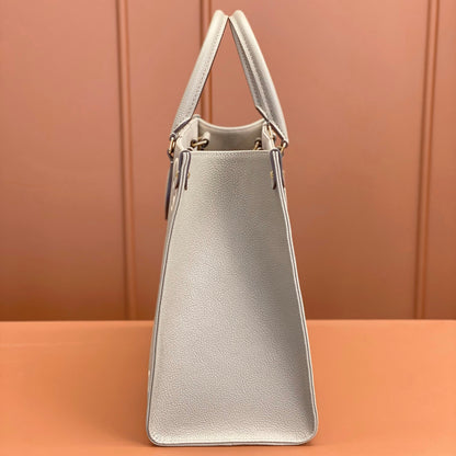 Gray high-looking portable bag 071