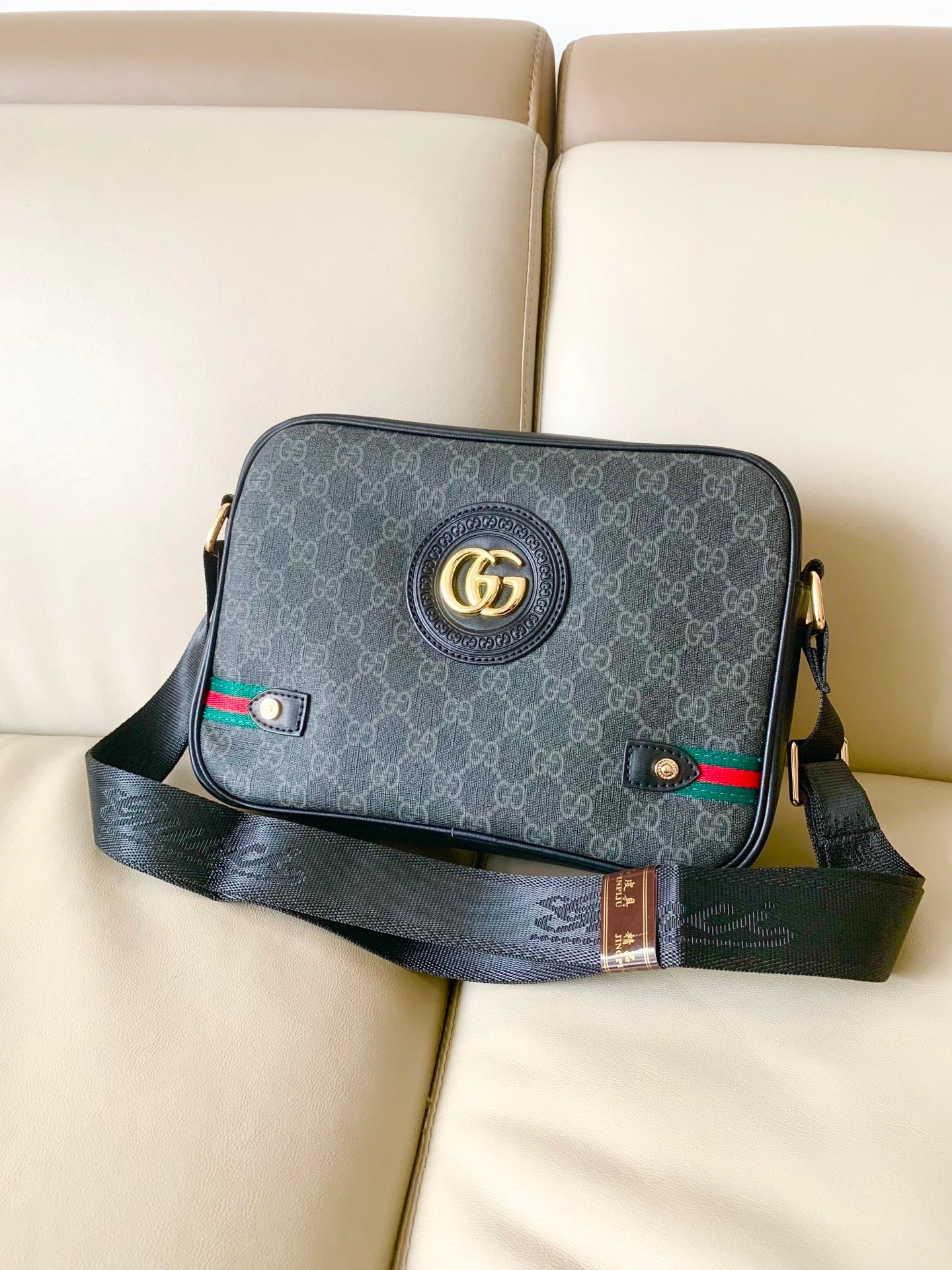 G fashion single-shoulder crossbody bag 0725061809