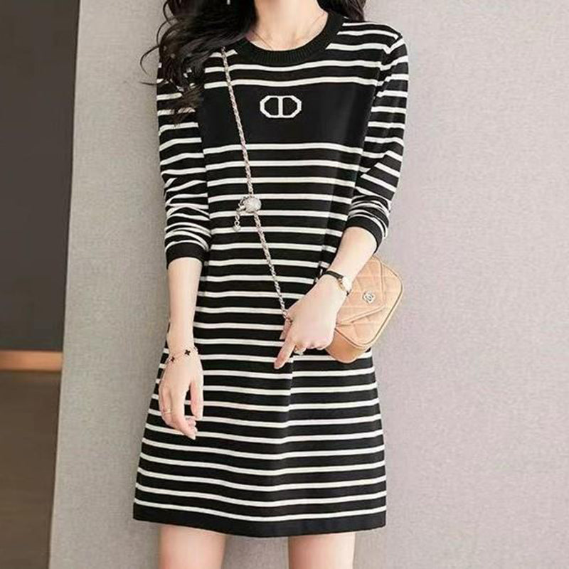 Fashion striped skirt PF1023101304