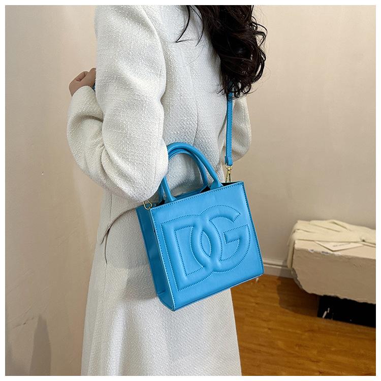 New Fashion Versatile Handbug 1023121903