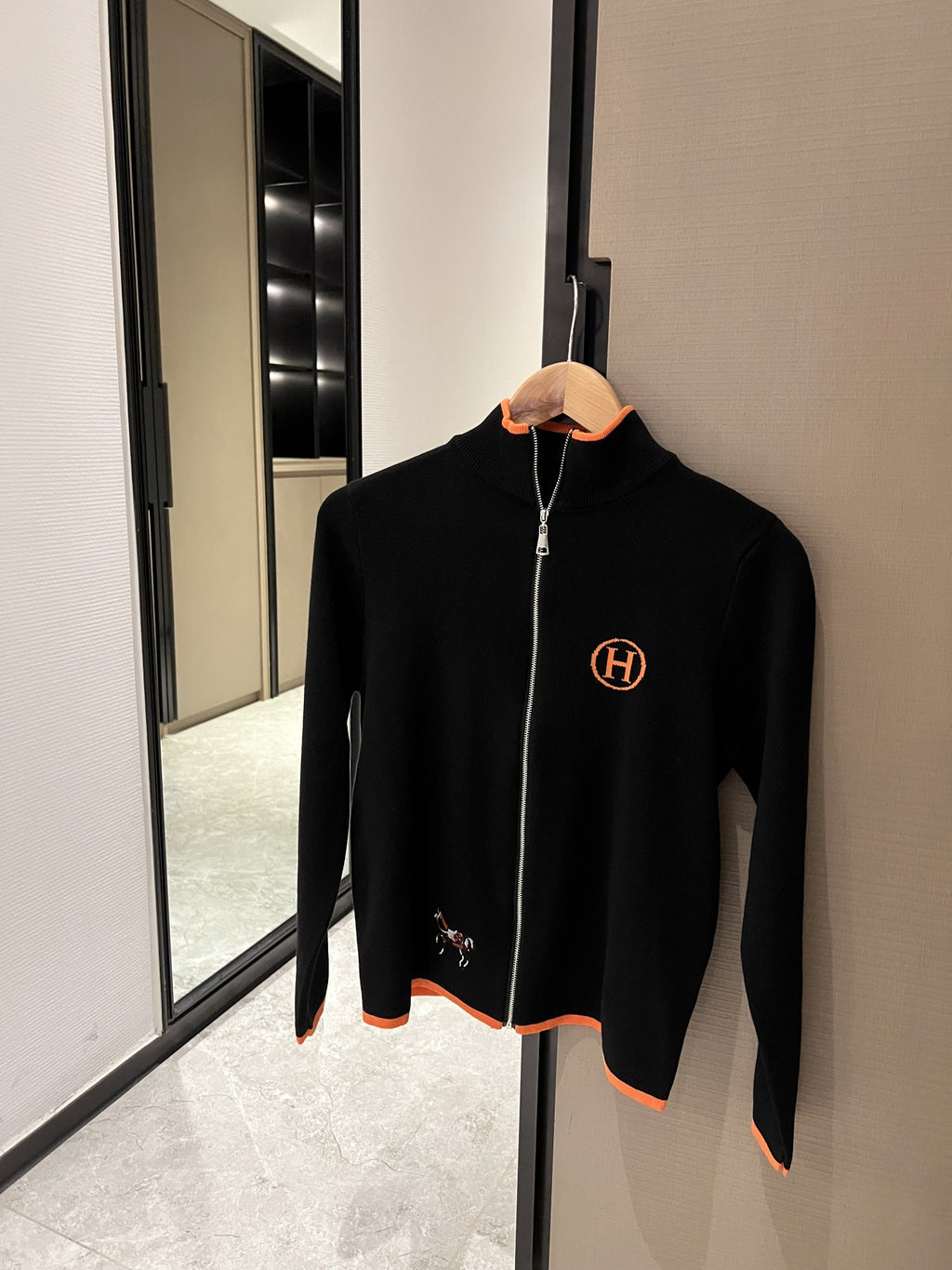 HH Fashion jacquard knit suit 0724101109