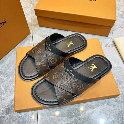 New fashion and casual men's sandals and slippers 1024042617
