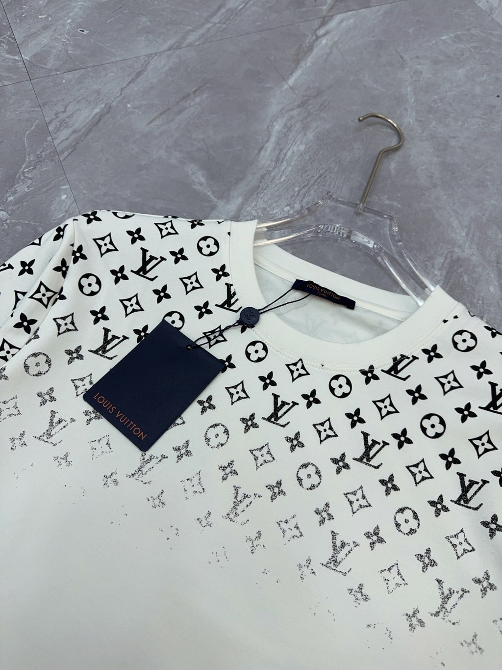 Lvv Autumn and Winter long-sleeved T-shirt 0725092401