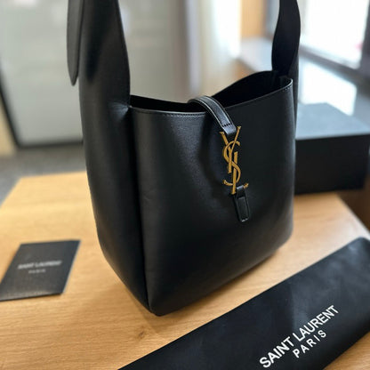 Y-Hobo Bucket Underarm Bag 0724061307