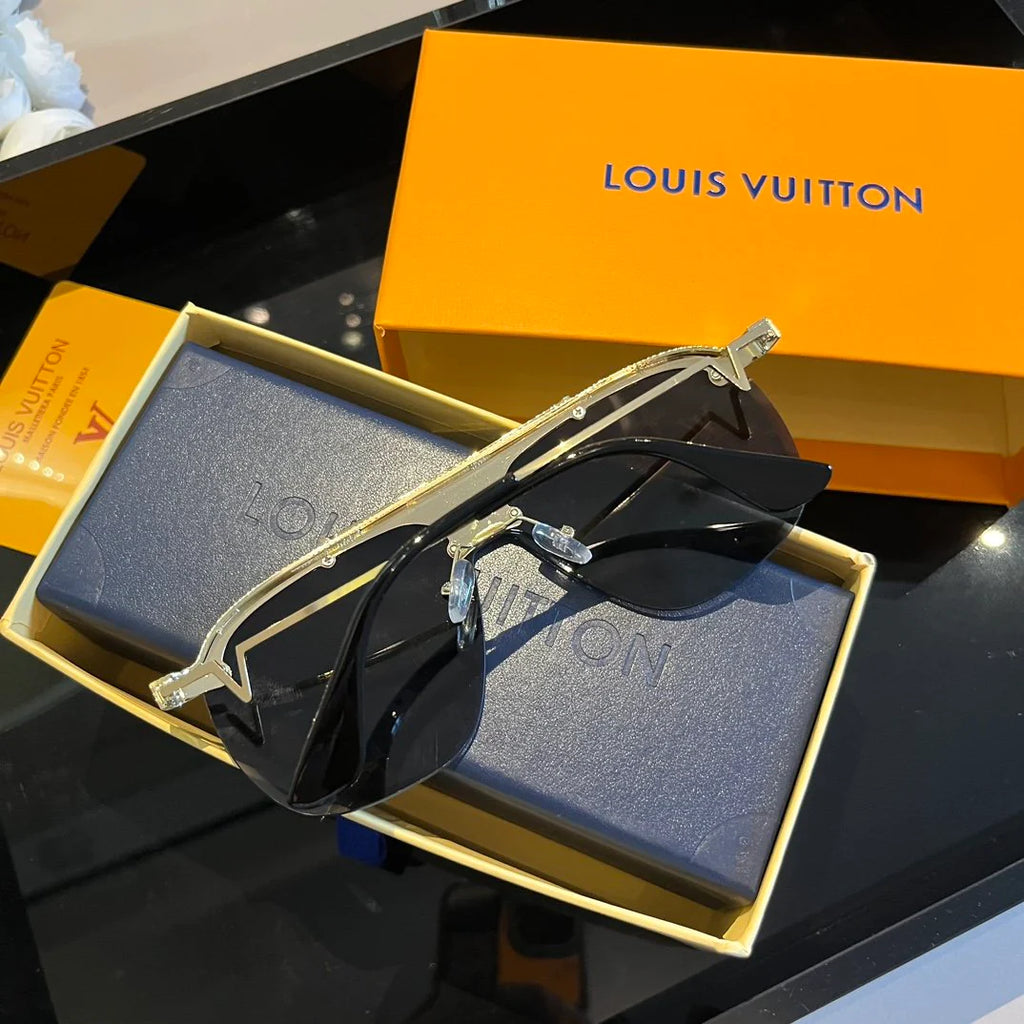 V Fashion Printed Sunglasses 0724022006