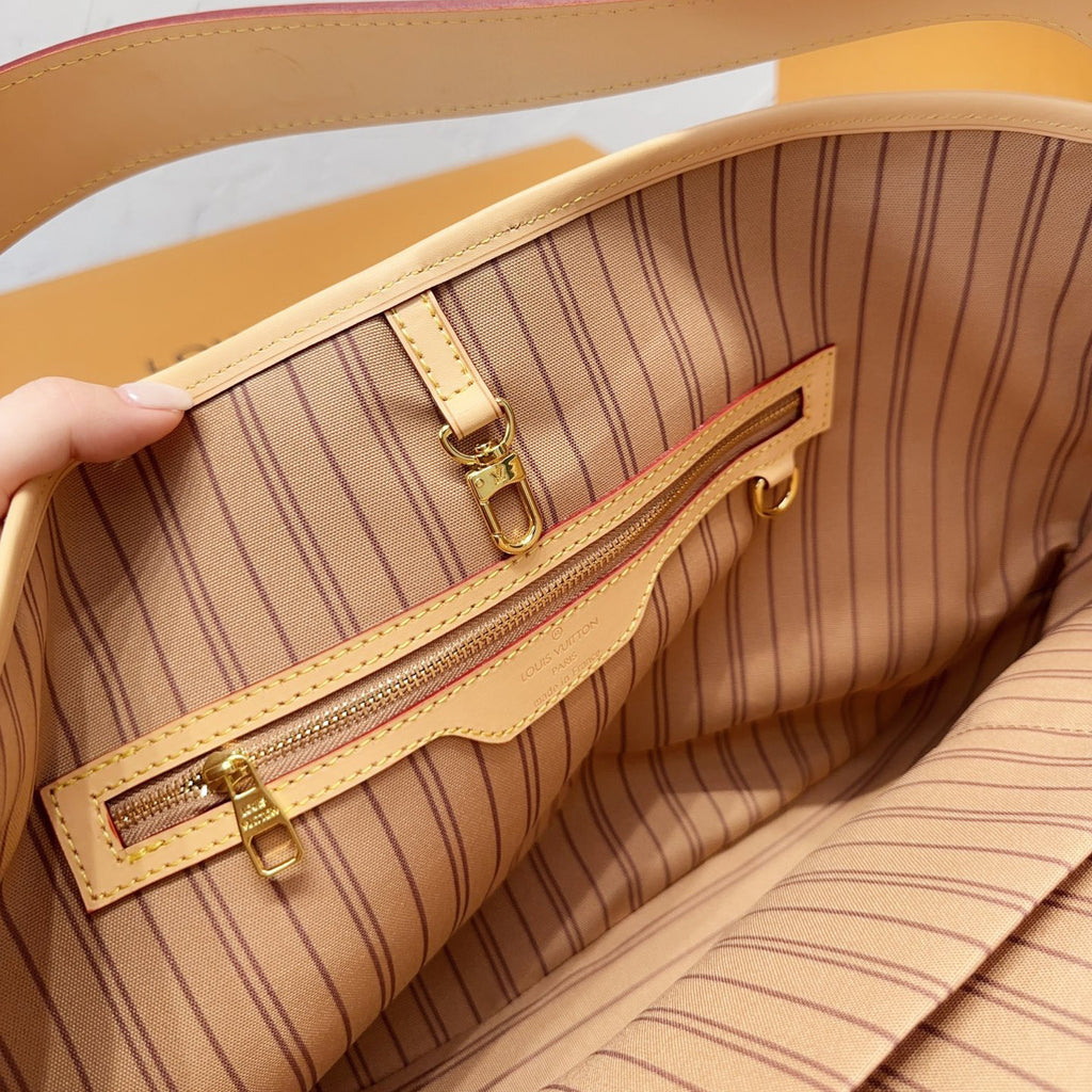 New Wide Shoulder Strap Classic Print Tote Bag XC1623071706