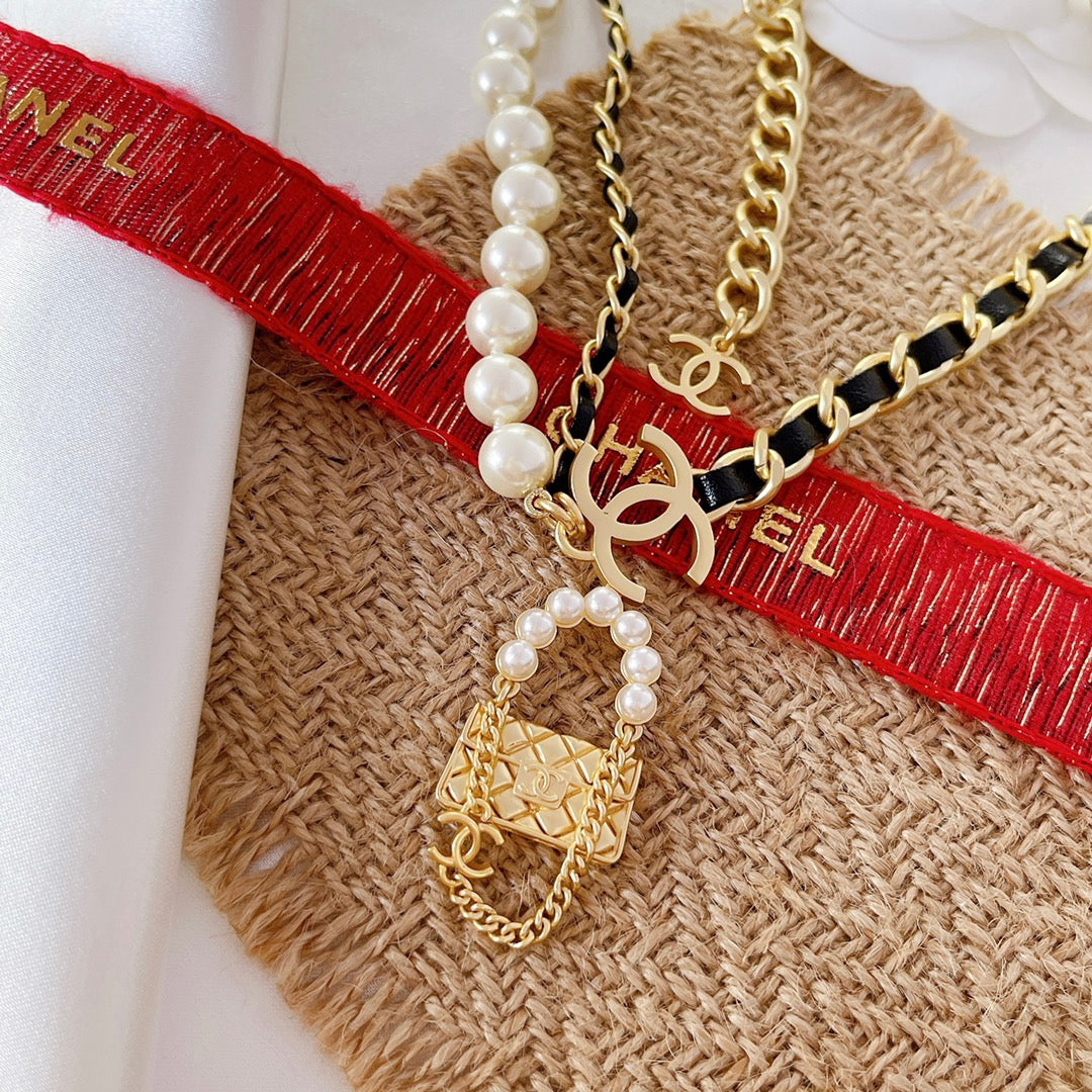 Fashion Leather Necklace