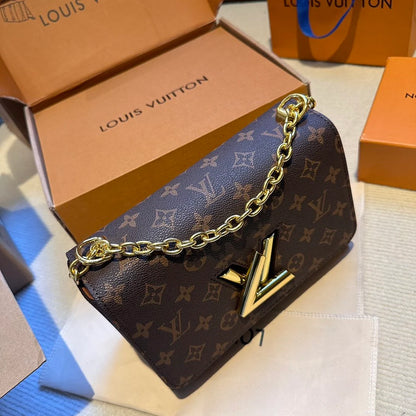 Fashion and versatile casual crossbody bag 1024011702