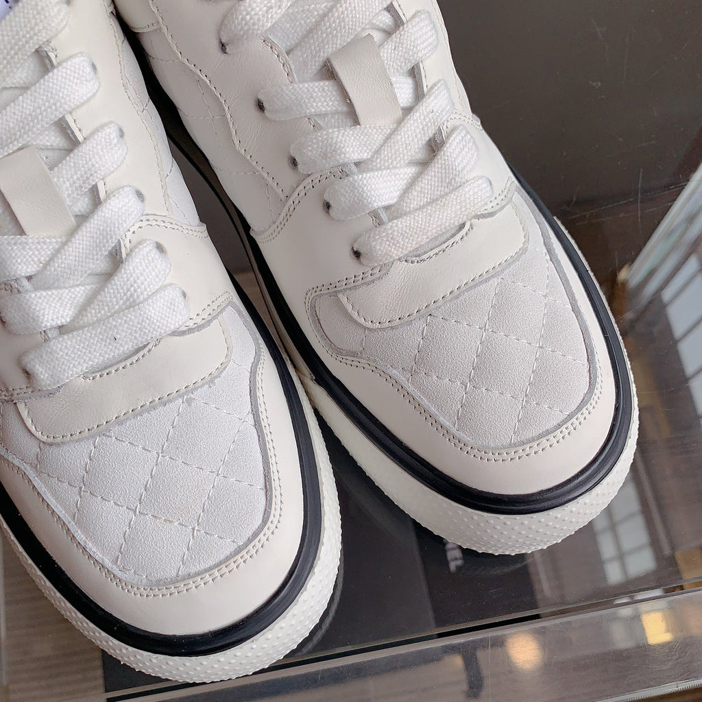 CNL Classic versatile rhombus sneakers 1824061007