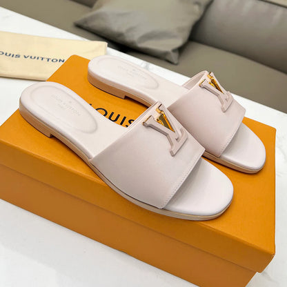 Fashion new wild ladies sand slippers 1024041101