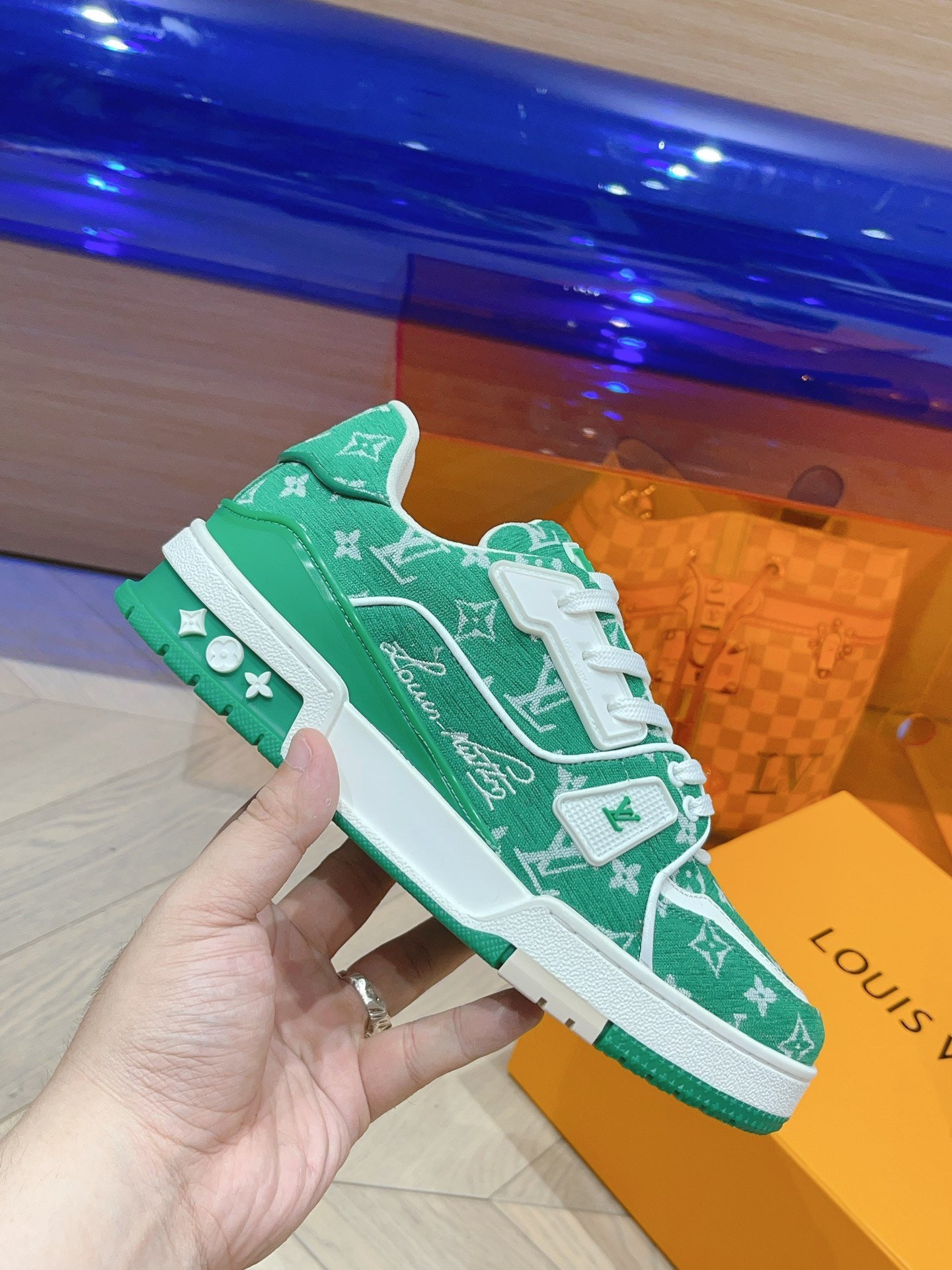 Lvv couple limited series casual denim print sneakers 0725012402