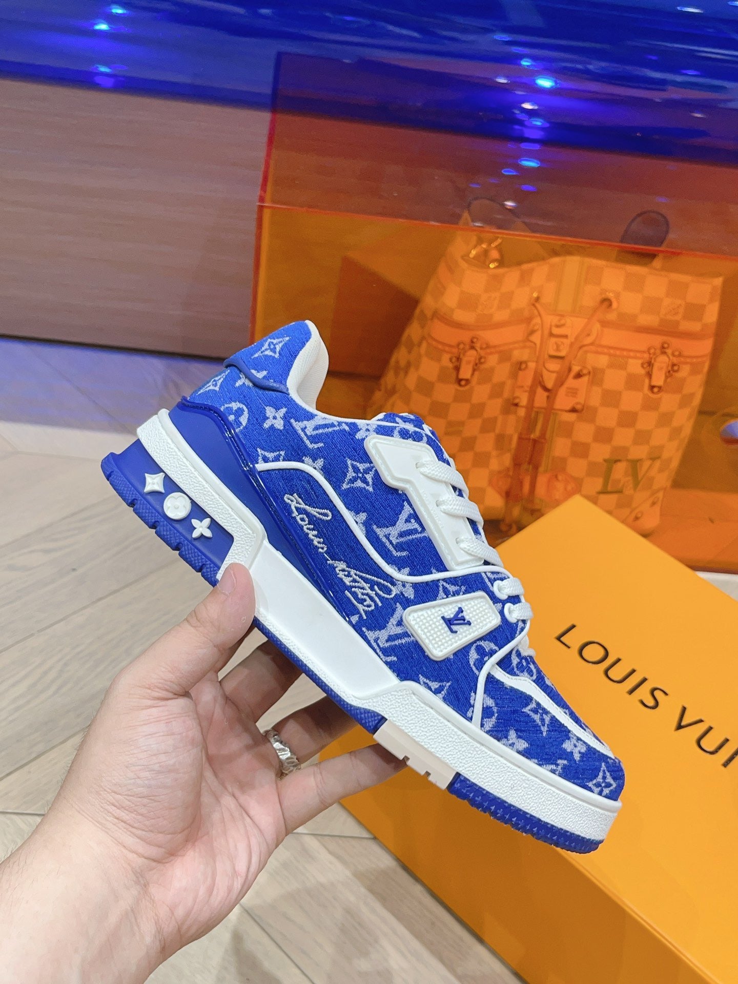 Lvv couple limited series casual denim print sneakers 0725012402