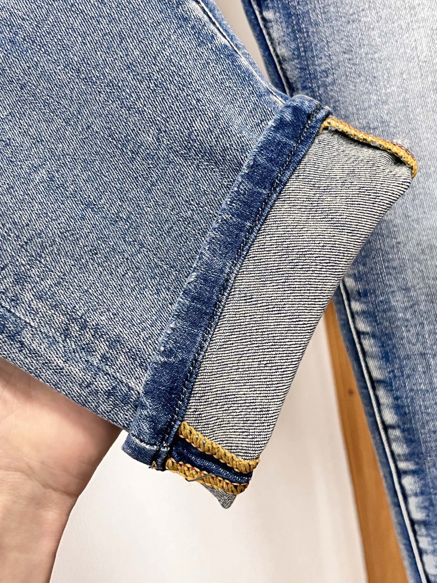 New Fashion Versatile Slim Fit Jeans 0725060608