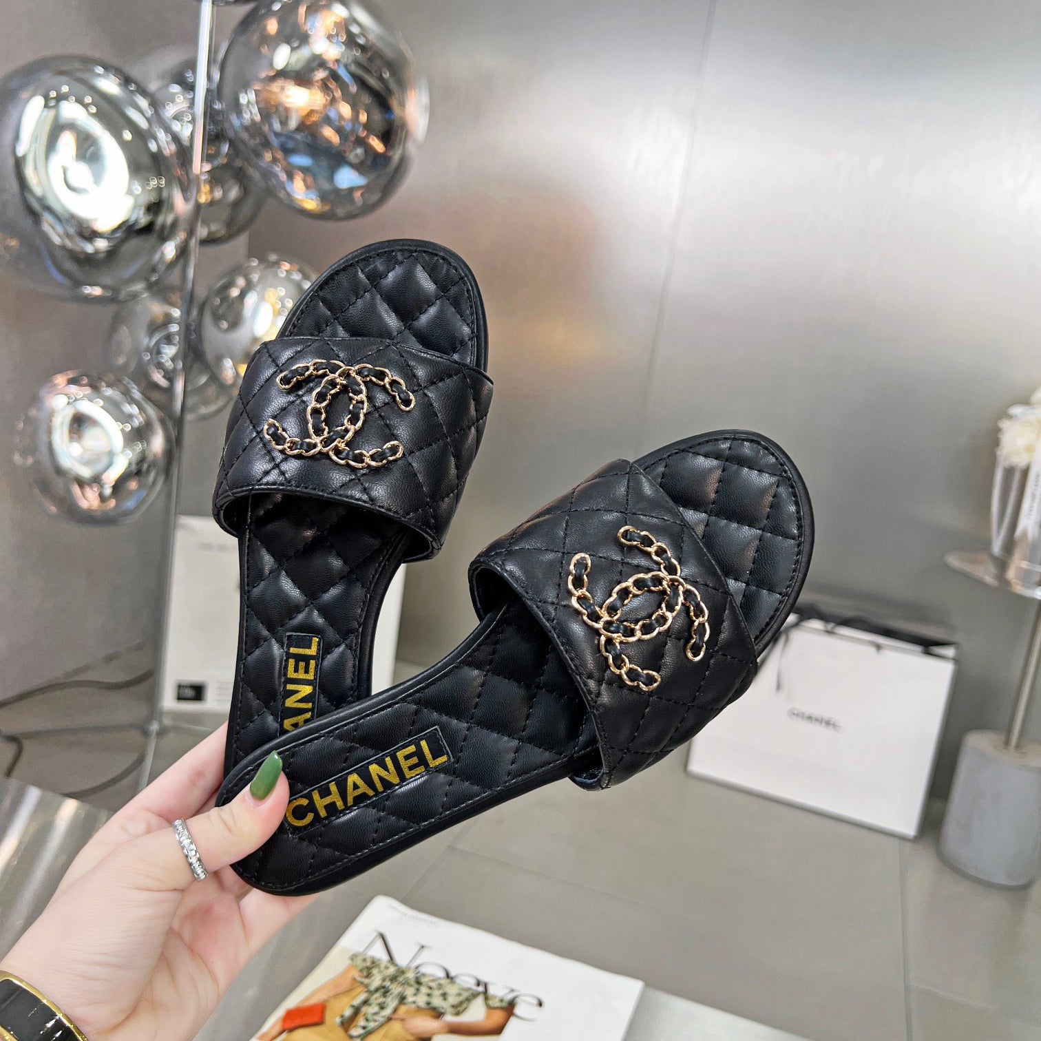 new sandals XC07032301