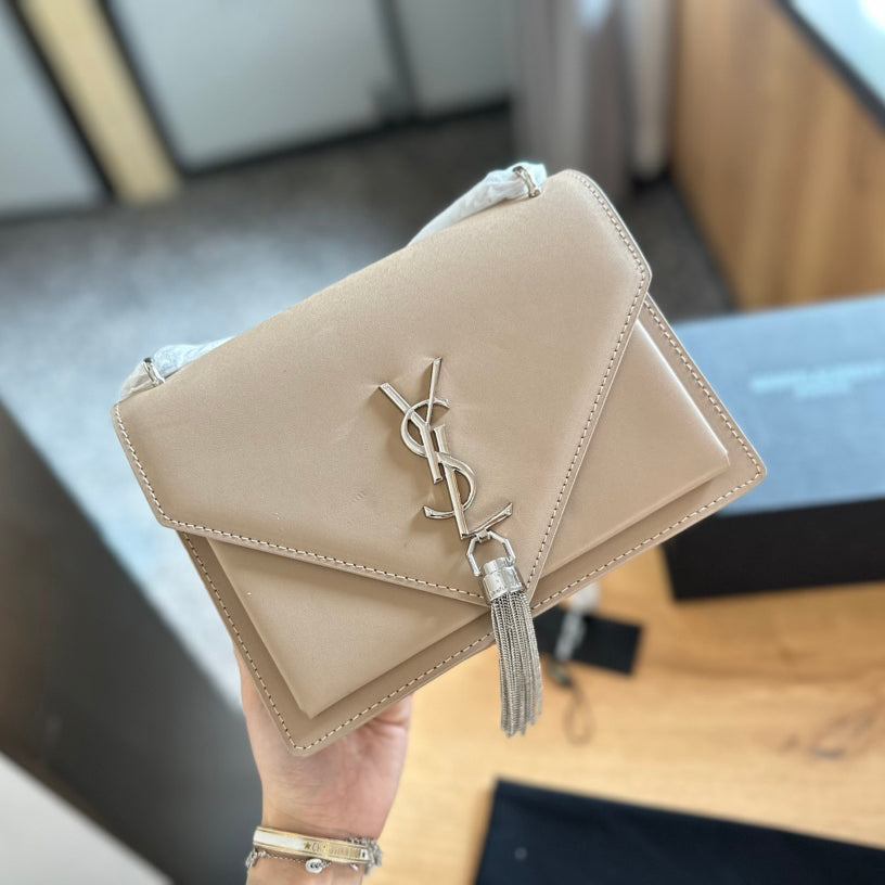 Flip chain tassel bag 1824042602