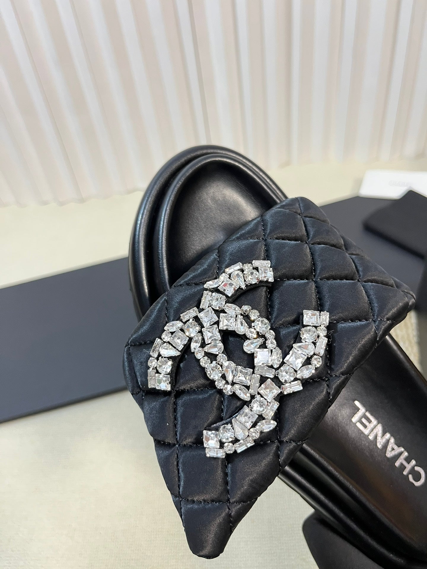 CNL thick-soled Velcro women's slippers 0724042703