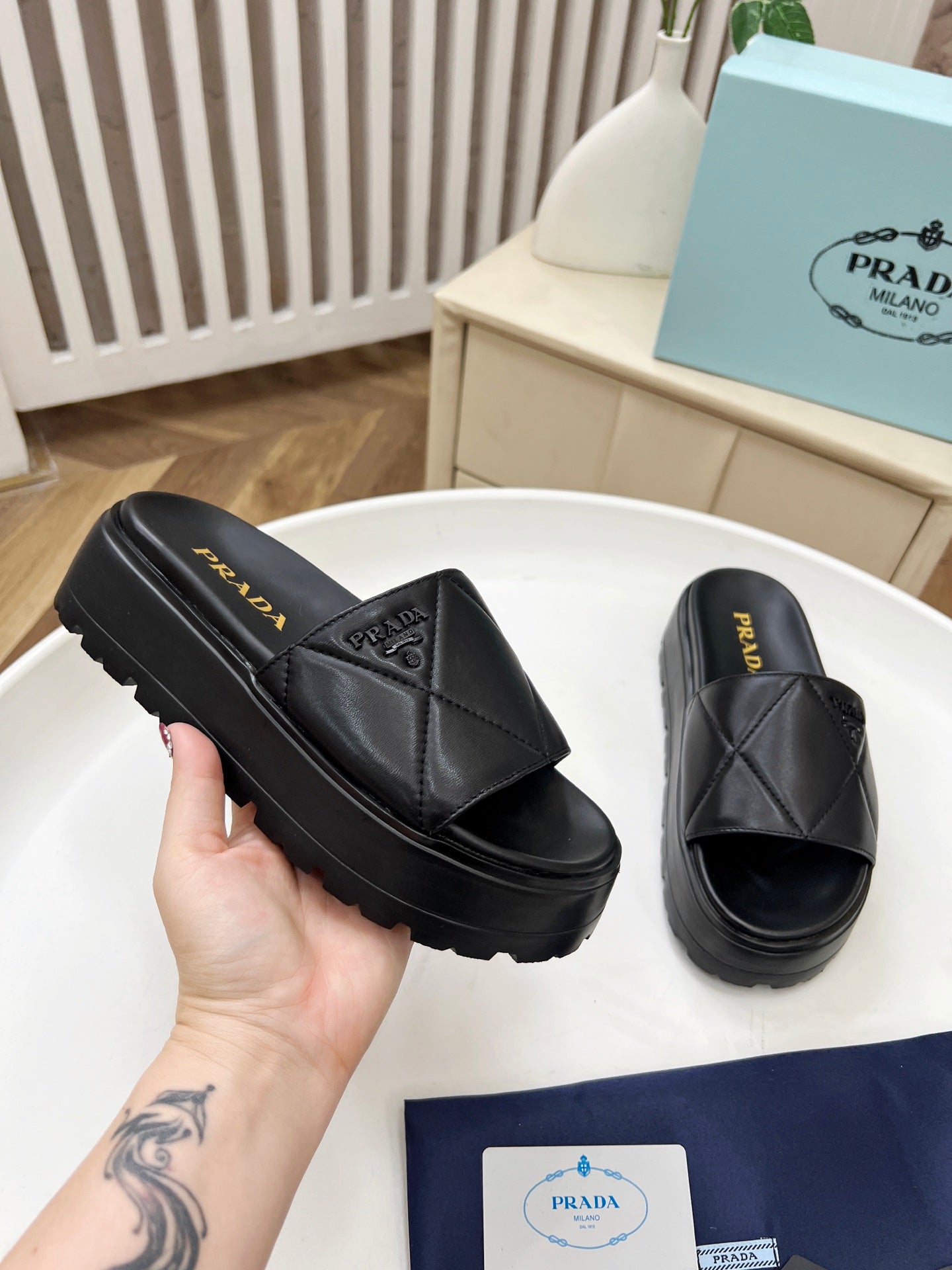 PRD new beach thick-soled slippers 0725061615