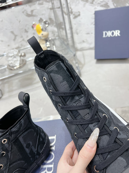 CD B23 High-Top Sneaker 1824120911