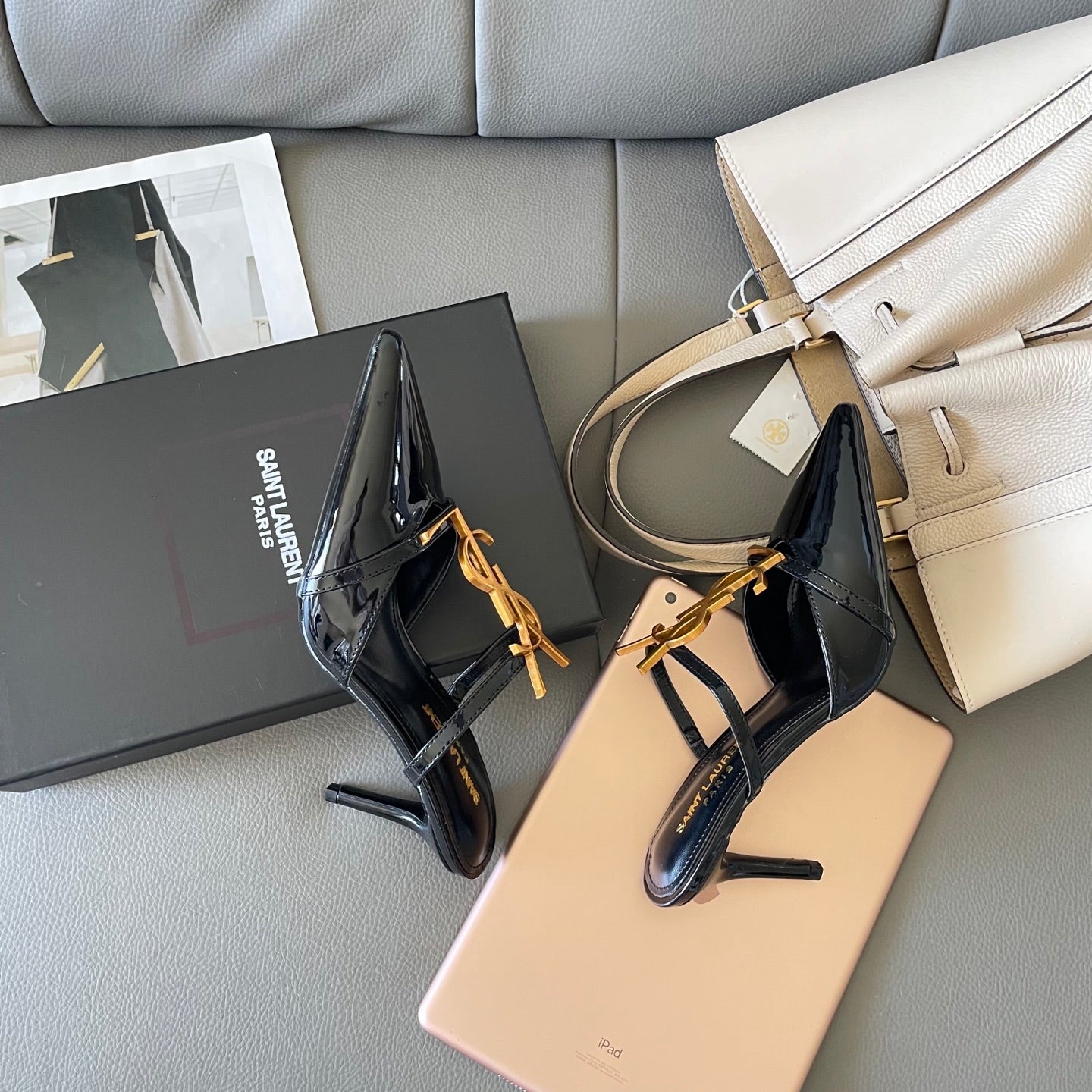 YSL's new fashionable pointed low-heeled sandals 0725061601