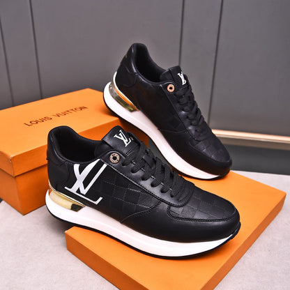 V latest luxury new rubber-soled sneakers 0724042401