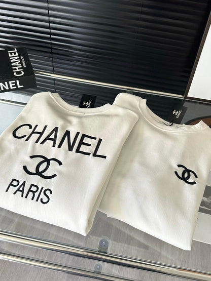 Black and white crew neck sweatshirt with front and back embroidery logo XC0823100906