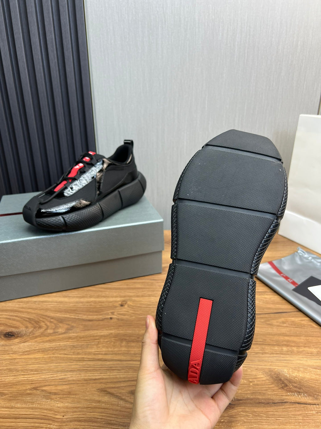 PR patent leather and mesh lace-up sneakers 0724111901