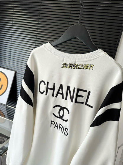 Black and white crew neck sweatshirt with front and back embroidery logo XC0823100906