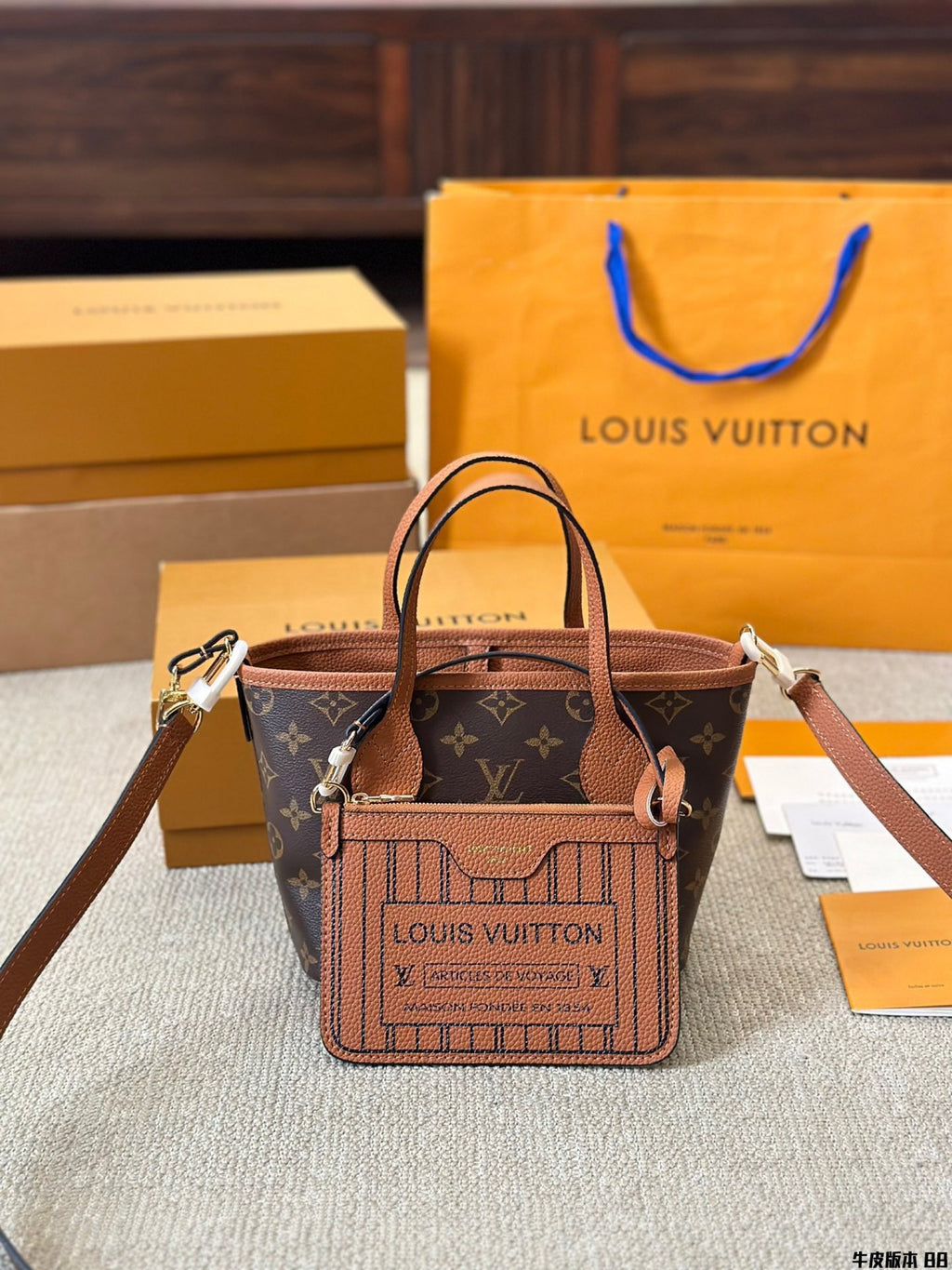 V 24ss new fashion printed handbag 0724101701