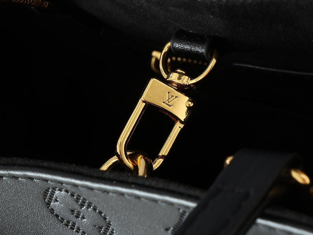 Vintage women's handbag 9000927016