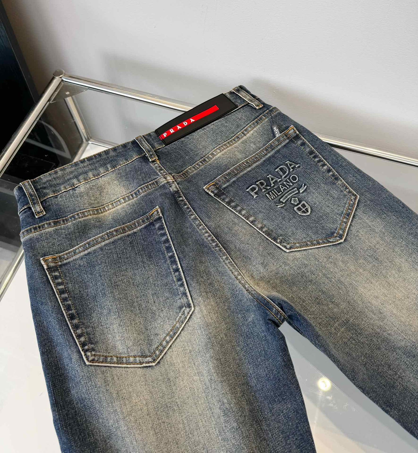 PR Embossed Letters Straight Leg Skinny Jeans 1824091007