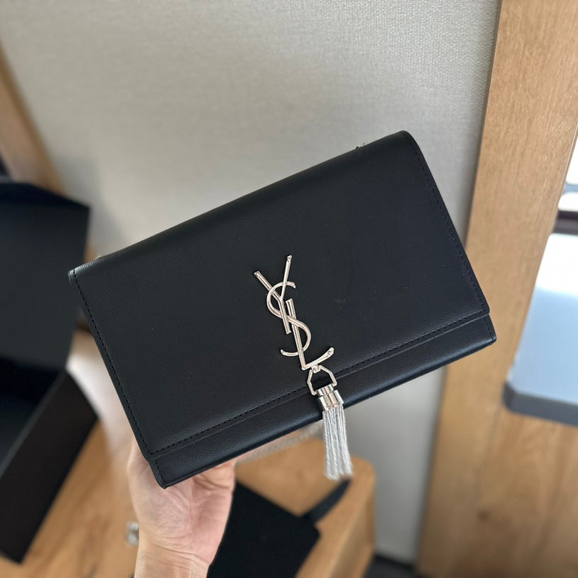 Flip chain tassel bag 1824042601