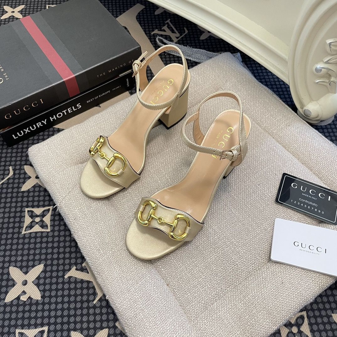 Classic Horsebit Leather Platform Sandals 1024031818