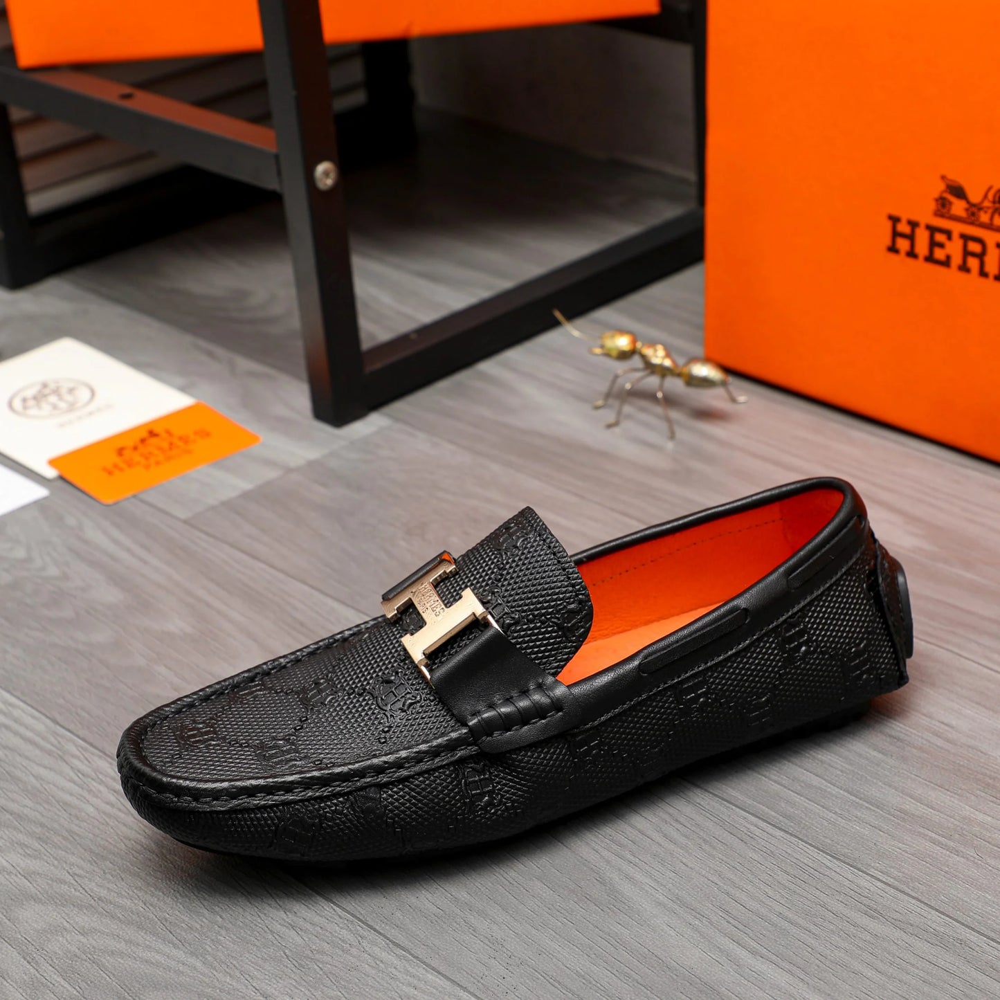 New fashion and versatile business loafers 1024040101