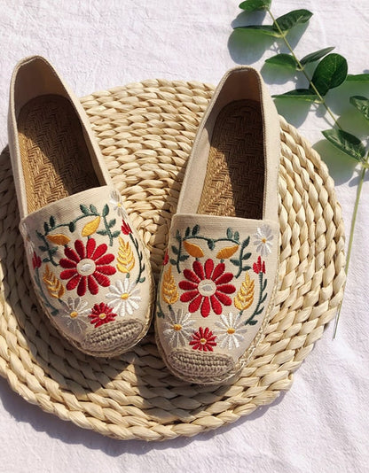 Ethnic Style Embroidered Flat Linen Shoes