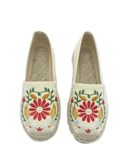 Ethnic Style Embroidered Flat Linen Shoes