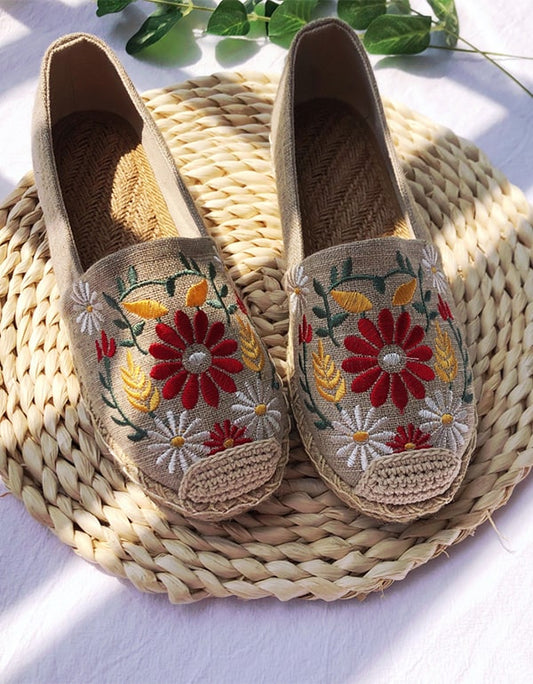 Ethnic Style Embroidered Flat Linen Shoes